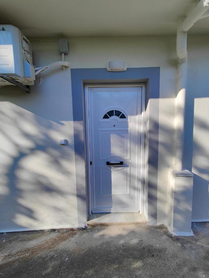 Stylianos Apartment